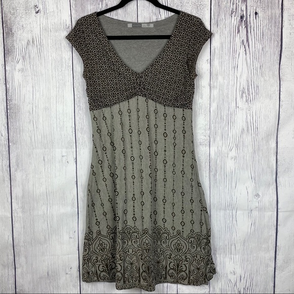 Athleta Dresses & Skirts - Athleta Small Gray Dress Dhara Dress Black